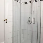 Appartamento Romana 4 Bedrooms With Garden